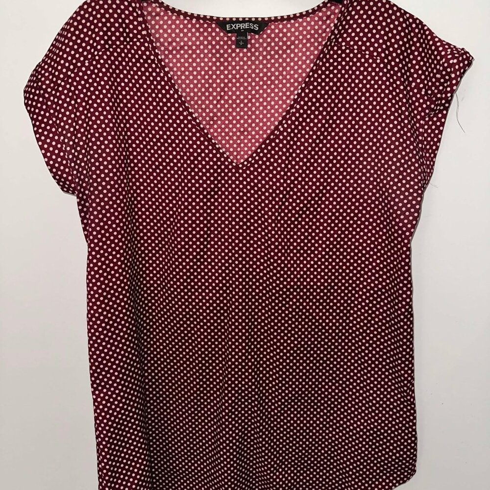 EUC Burgundy/White polka dot V-neck blouse with cuffed cap sleeves, size Small